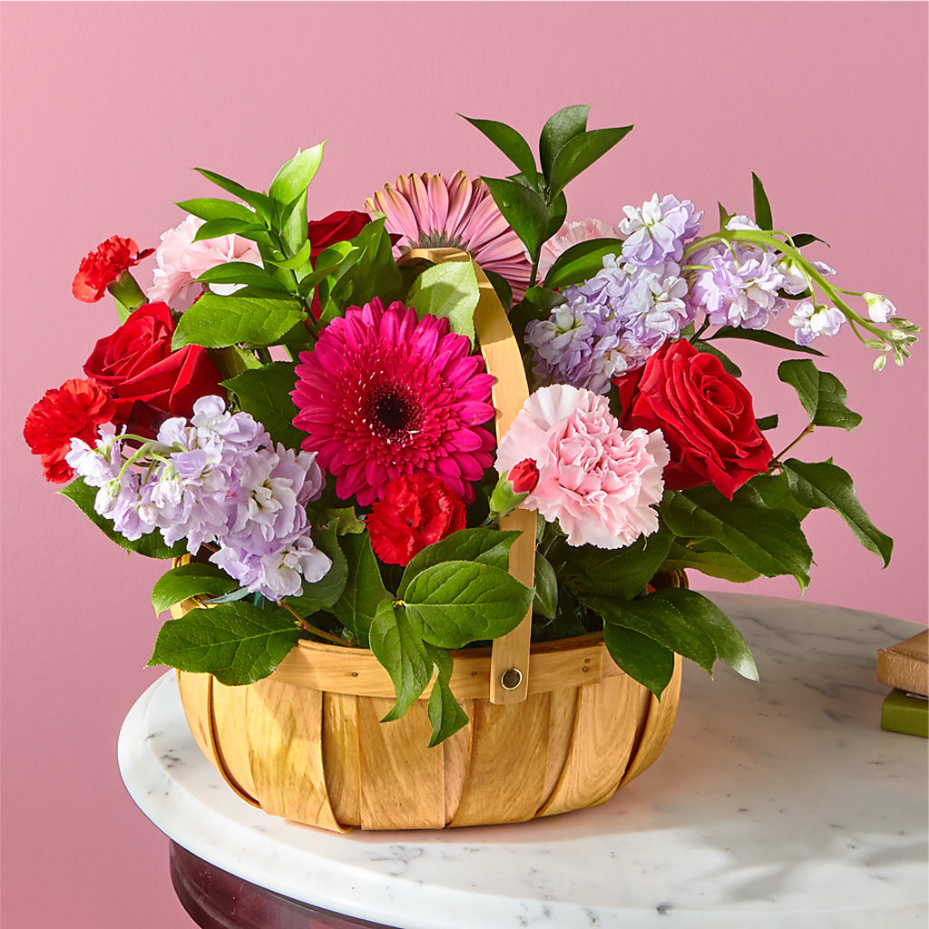 Pink Picnic Basket – CELEBRATE SHOP & DECOR LLC, Lilburn GA