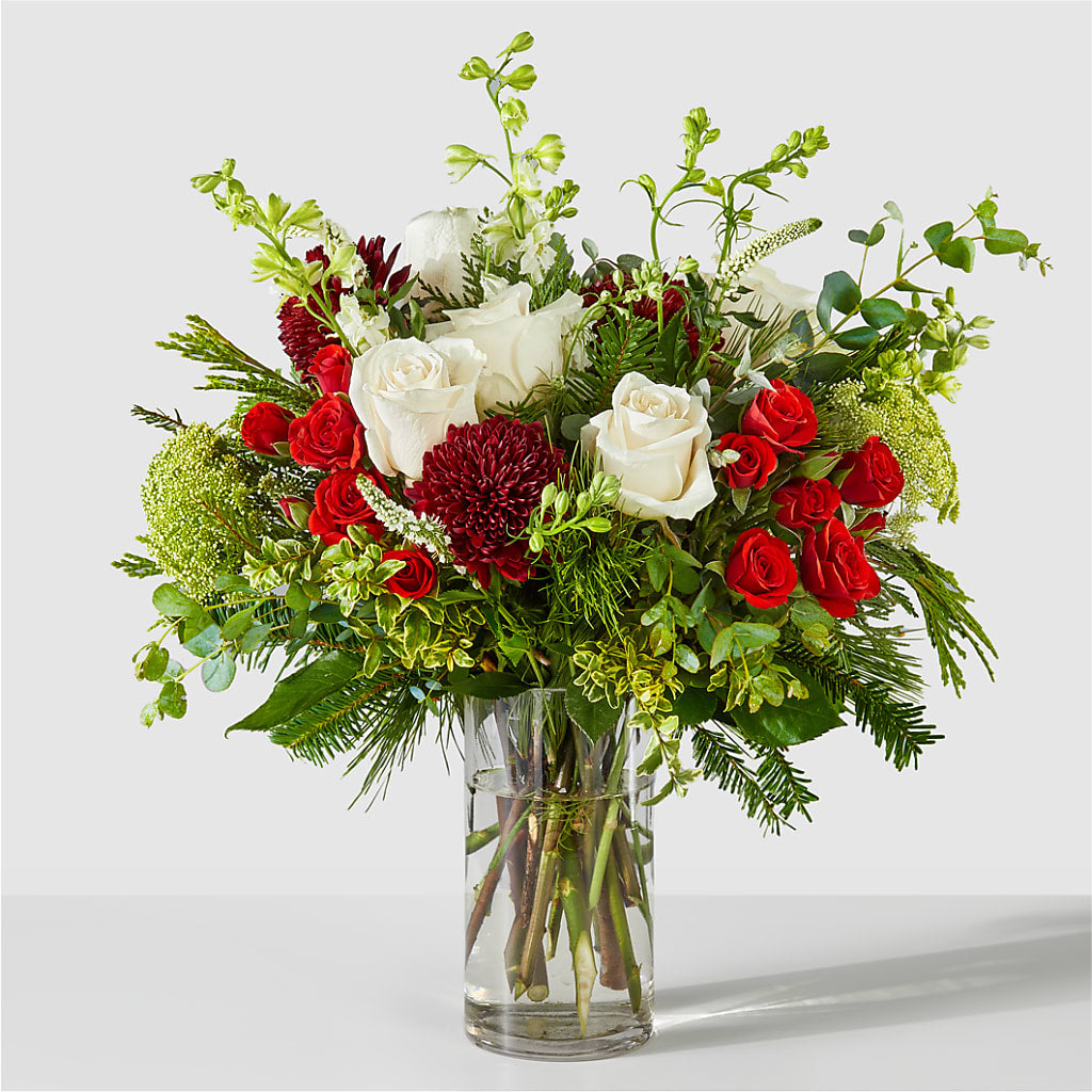 Favorite Traditions Bouquet – CELEBRATE SHOP & DECOR LLC, Lilburn GA