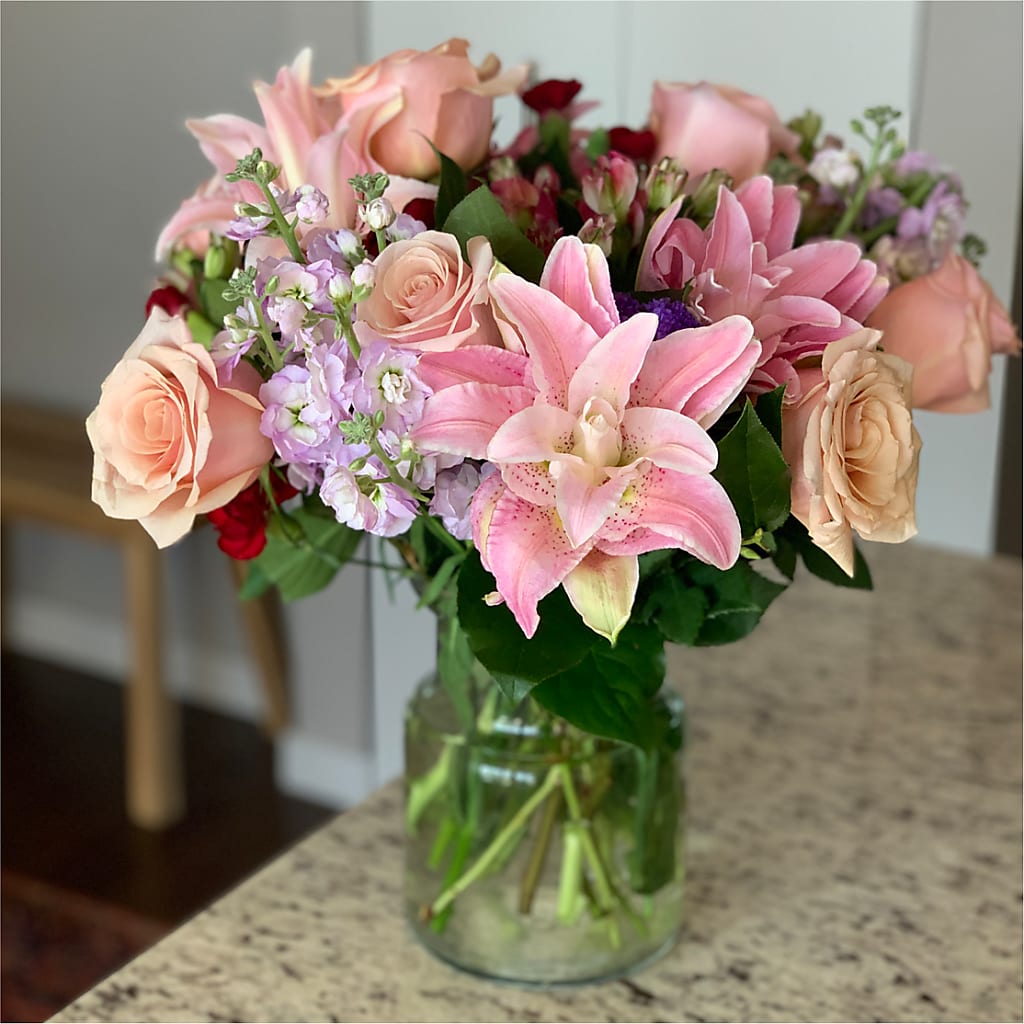 Romantique Bouquet – CELEBRATE SHOP & DECOR LLC, Lilburn GA