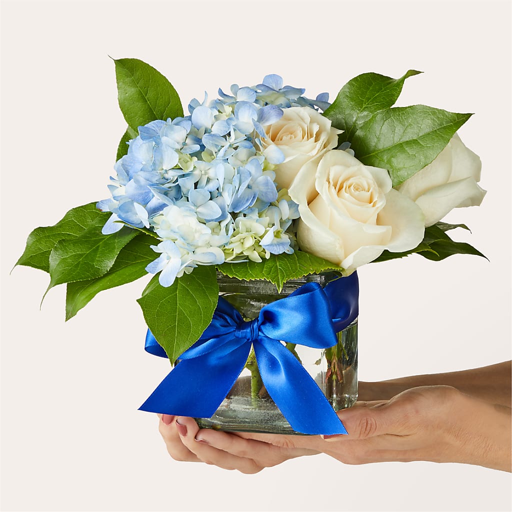 Sky Blue Delight Bouquet – CELEBRATE SHOP & DECOR LLC, Lilburn GA