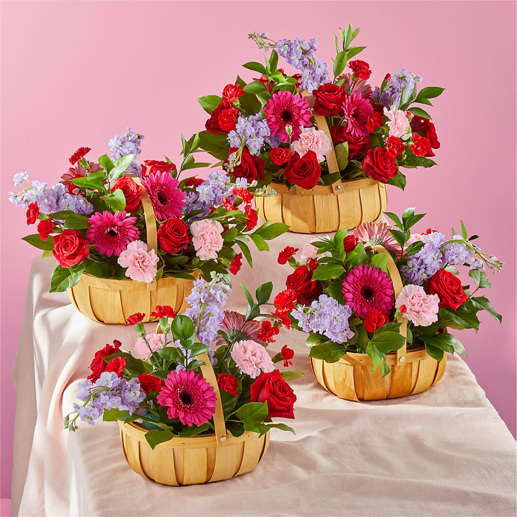 Pink Picnic Basket – CELEBRATE SHOP & DECOR LLC, Lilburn GA